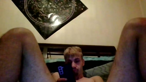 smalltowngays94  20-09-2022